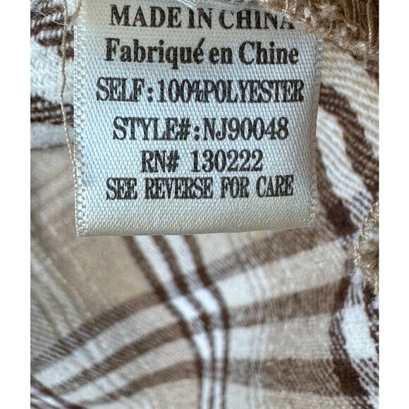 Altar’d State Plaid Flannel Shirt Jacket Shacket M Tan Cream Fall Workwear Cozy - Picture 8 of 9